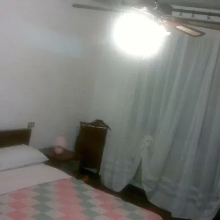 White Chocolate Bed and breakfast 3*